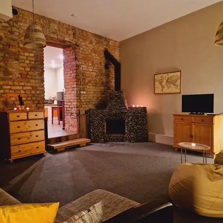 Апартаменты Spacious And Cozy By The Daugava River