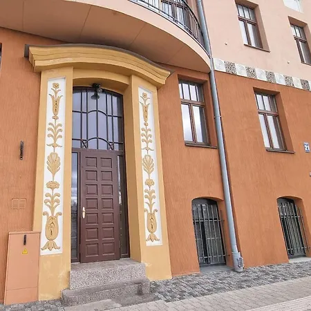 Spacious And Cozy By The Daugava River