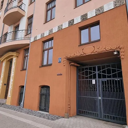 Spacious And Cozy By The Daugava River * Riga