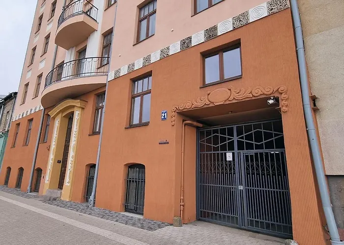 Spacious And Cozy By The Daugava River * Riga