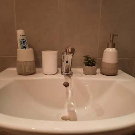 Spacious And Cozy By The Daugava River Апартаменты *