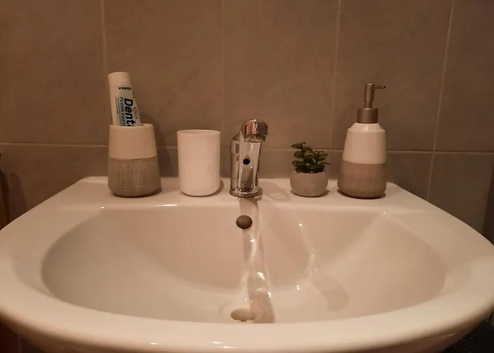 Spacious And Cozy By The Daugava River Апартаменты *