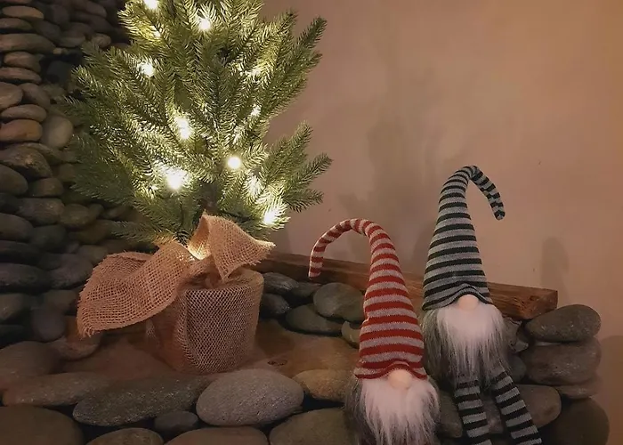 Spacious And Cozy By The Daugava River Апартаменты Рига