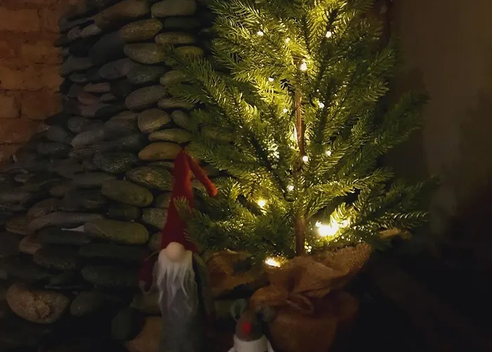 Spacious And Cozy By The Daugava River *