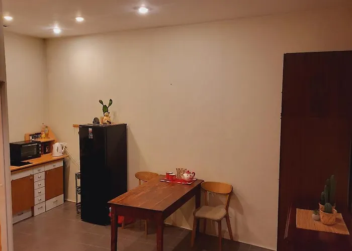 Spacious And Cozy By The Daugava River * 里加